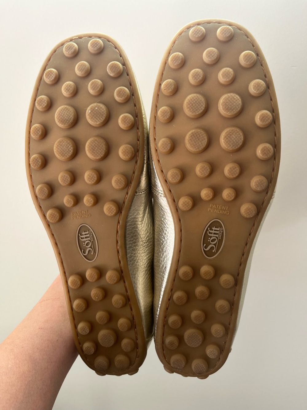 SOFFT Allie Moc Toe Leather Penny Loafer Platino Metallic Gold Sz 8 Comfort - Picture 7 of 9